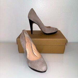 Cole Haan X Nike Air Chelsea Suede Leather Pumps